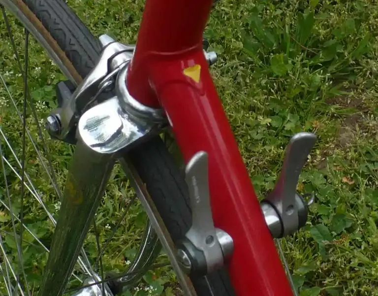 dancelli piros sárga5b retrobike.webp