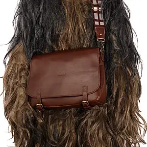 ef32_chewbacca_messenger_bag_main.webp