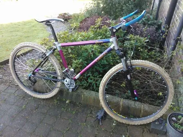 NOKIA Lumia 800_000529.webp
