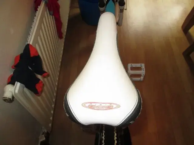 seat 003 (640x480).webp