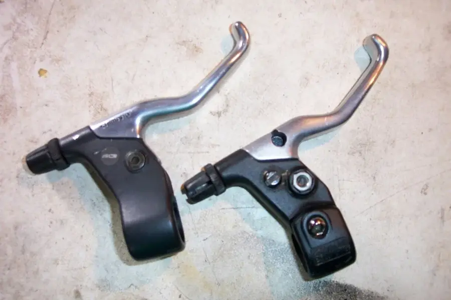 dx levers.webp