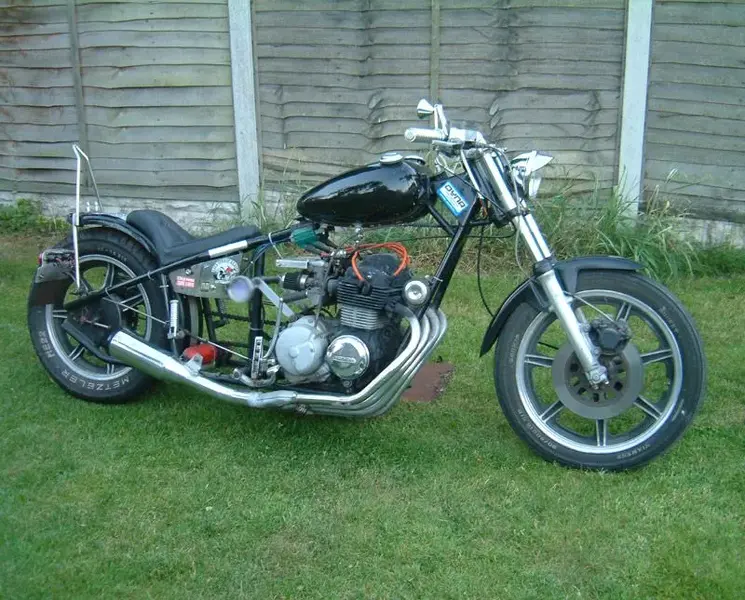 CB400-4-small.webp