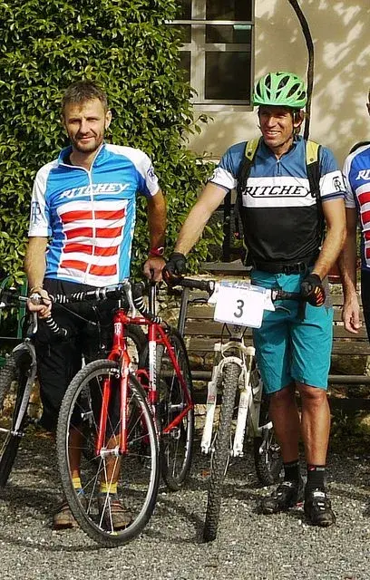 10671855635_65e606c3d0_z.webp
