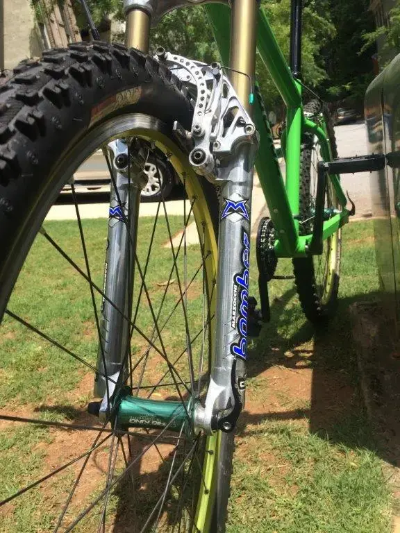 chamy front fork.webp