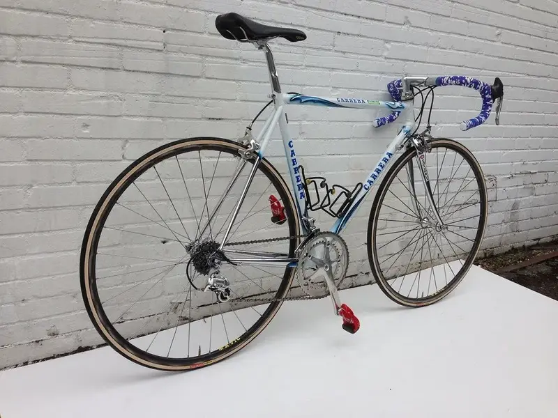 carrera_tassoni_R rear.webp