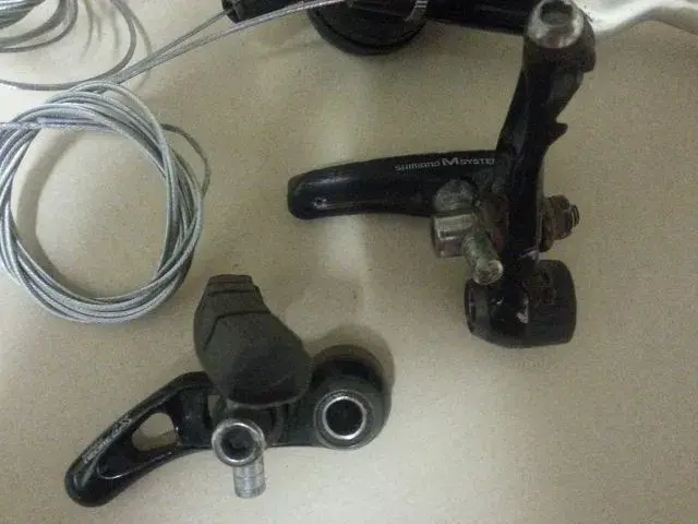 derailiers and shit 035 (640x480).webp