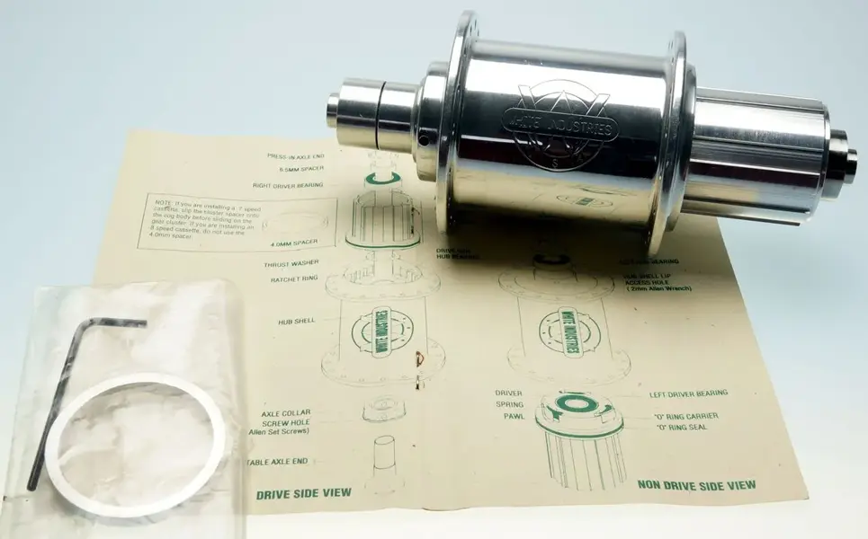 White Industries Set Tracker NIB NOS 32h 04.webp