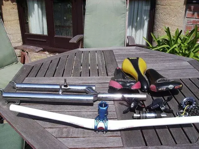 Bike bits modern 001.webp