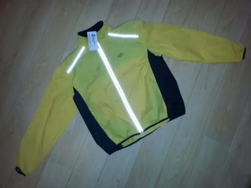 jacket_reflec2.webp