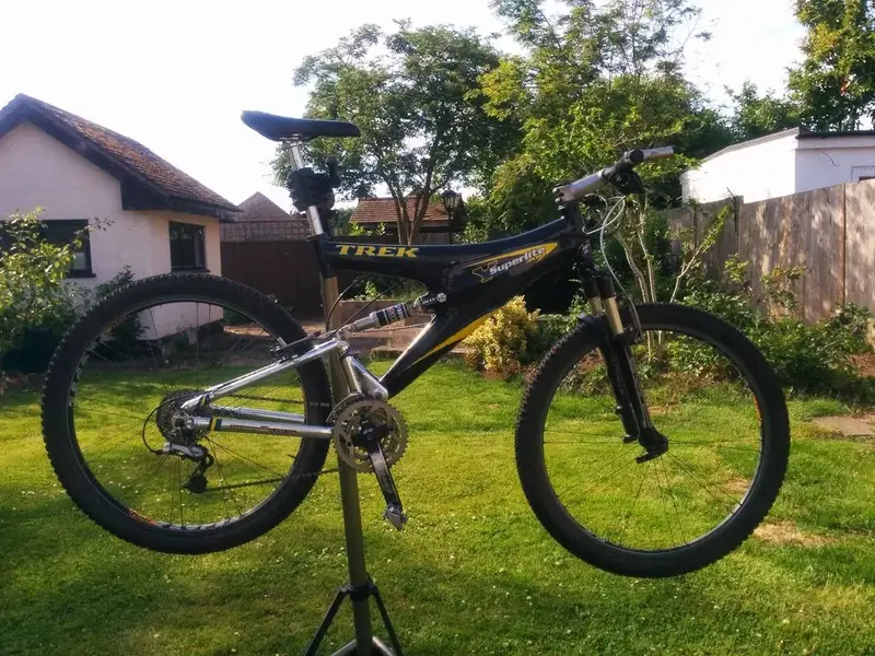 Trek YSL-1.webp