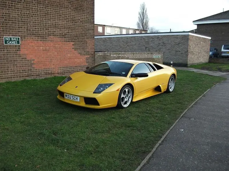 Lambo 1.webp