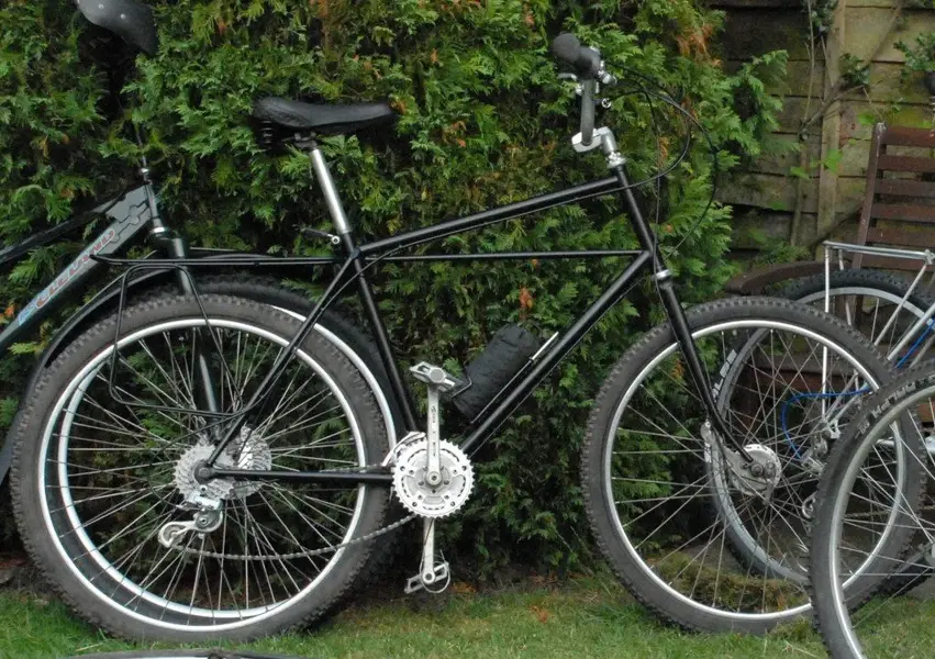1982 First production Cleland Aventura.webp