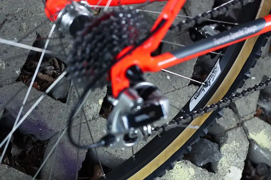 Trekfinish10retrobike.webp
