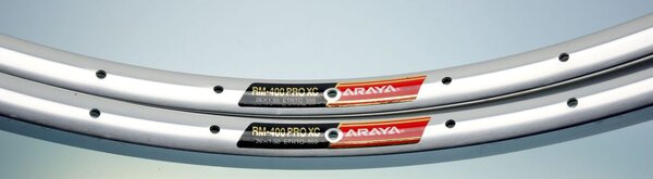 Araya RM-400 Pro XC NOS 32h 01.JPG