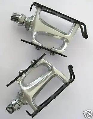C Record Pista Pedal.webp