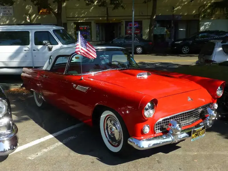 '57 TBird.webp