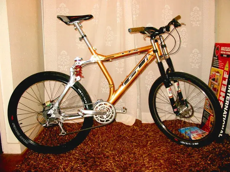 PIC_020_SMALL.webp