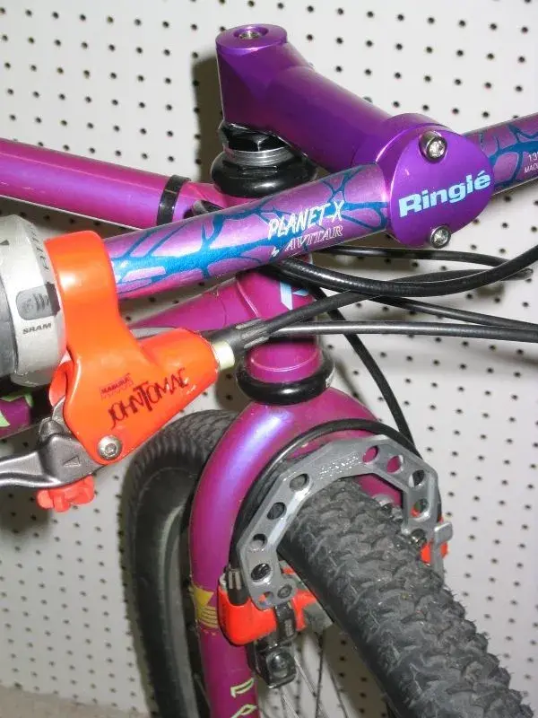 magura.webp
