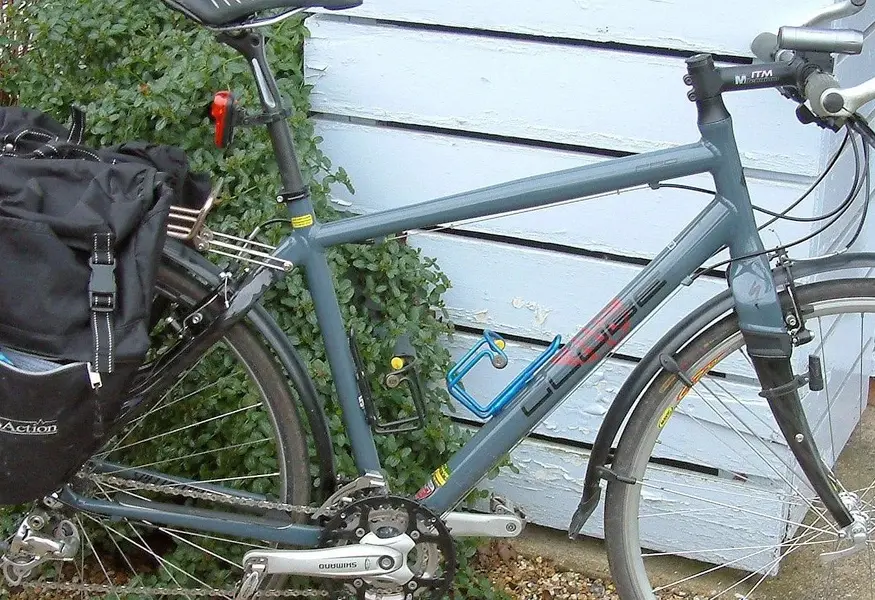 Specialized globe pro.webp