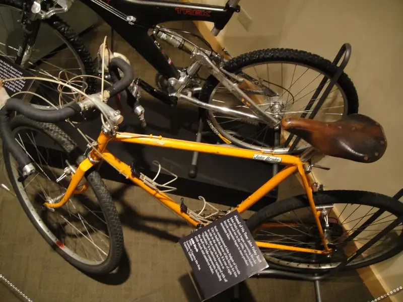 John_Finley_Scott_650B_bike_.webp