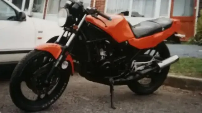 old motorbikes 400.webp
