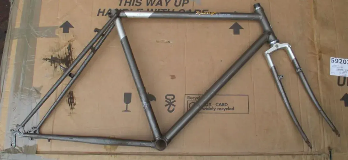 SBDU_8387_MaverickPro_Frameset.webp