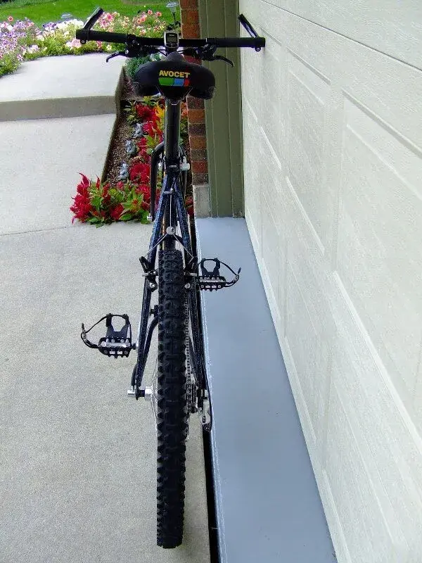 Rear View (600x800).webp