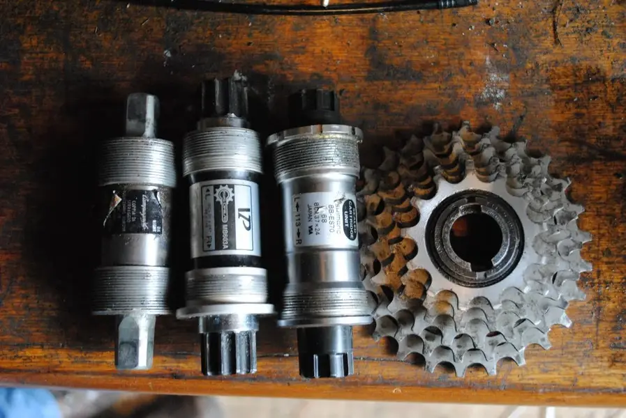 bottom brackets.webp
