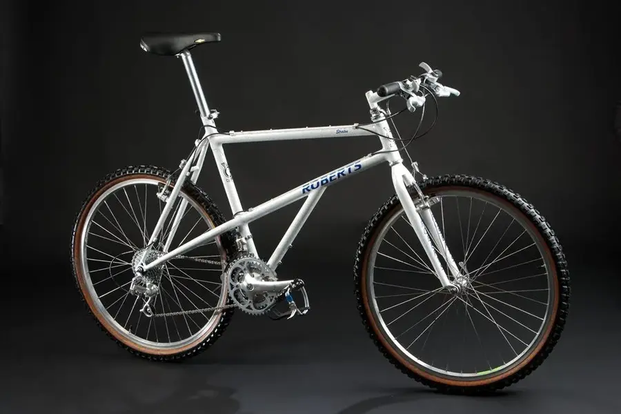 Roberts Stratos-6954.webp