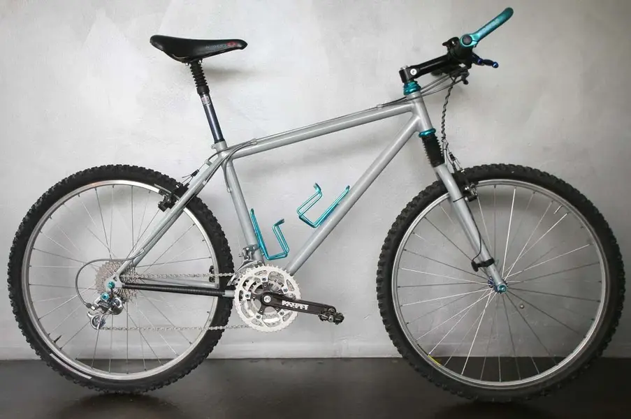 Curtlo Mountaineer Action Tec 1.webp