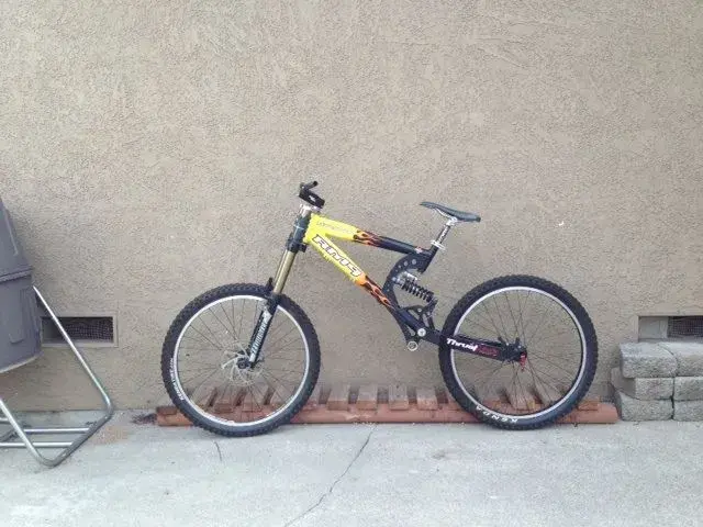 2002 Rocky Mountain RM9 Page 2 Retrobike