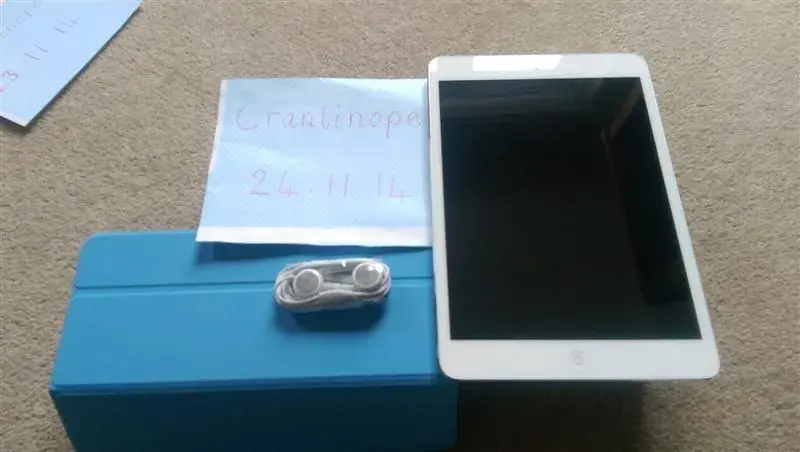 Ipad2 (Medium).webp