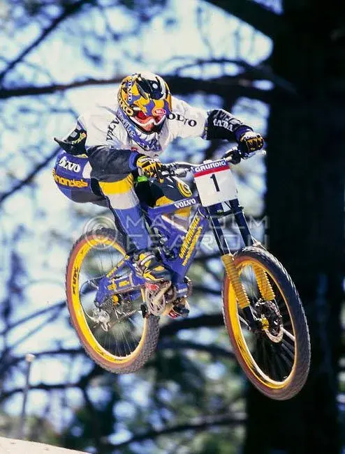 MISSY GIOVE TRAINING BIG BEAR, USA. GRUNDIG DOWNHILL WORLD CUP 1998.webp