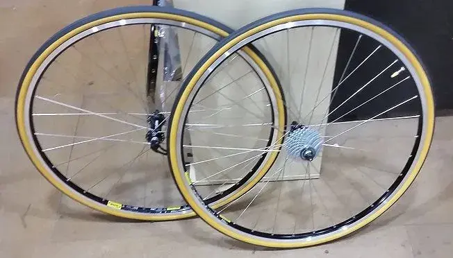 2wheels-sml.webp