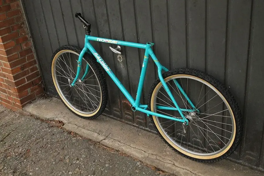 retrobike4.webp