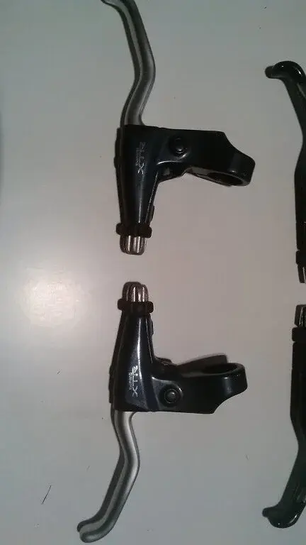 XT brake levers 3.webp