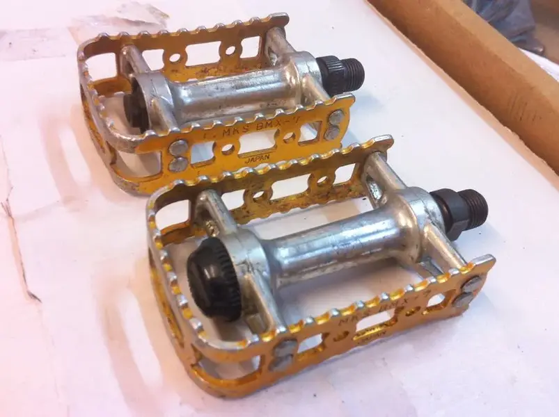 Pedals 01.webp