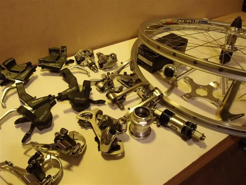 Shimano m739 Groupset 002 (Custom).webp