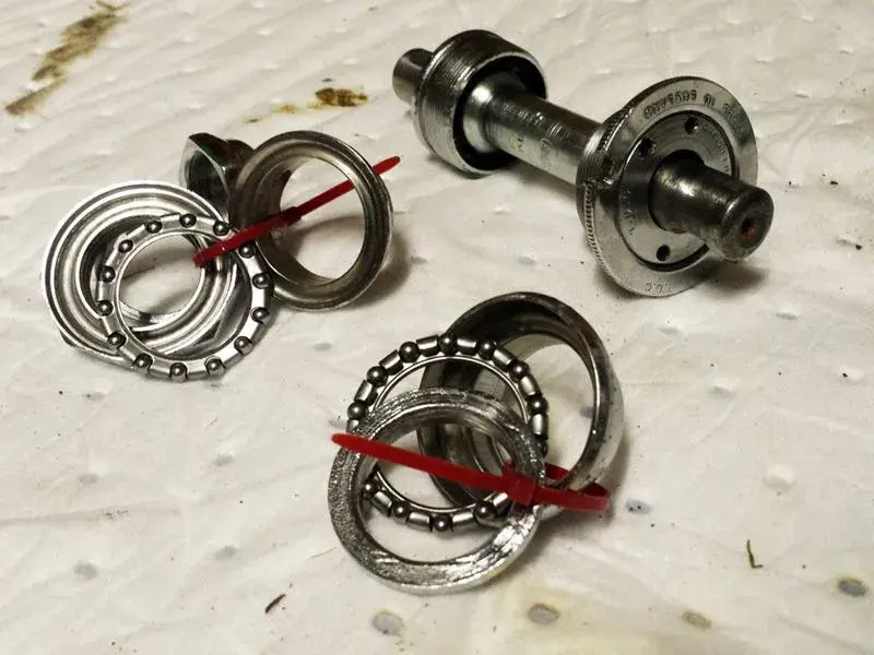 headset-and-bottom-bracket-cleaned.webp