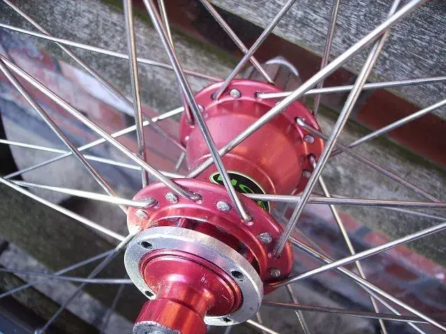 Brakes shifters Hope hub etc 012.webp