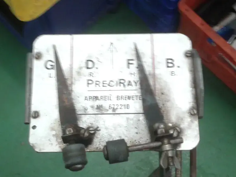 Preciray3.webp