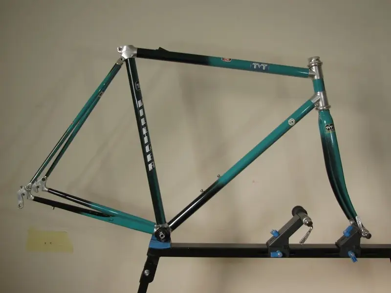 TVT92_green Villiger right 75pct.webp