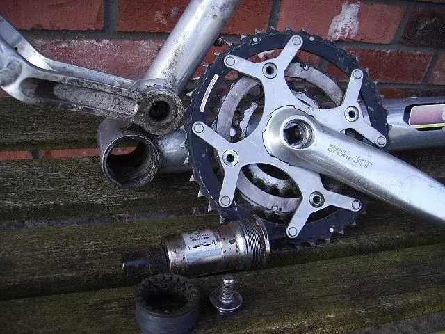 Cranks off! 003.webp