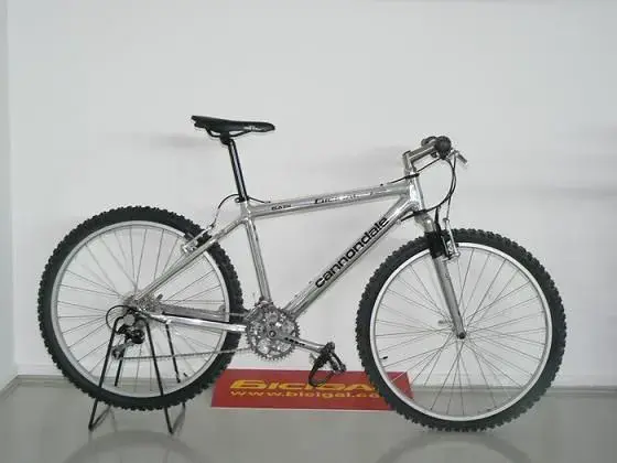 Foto 7 - Cannondale F400 1.webp