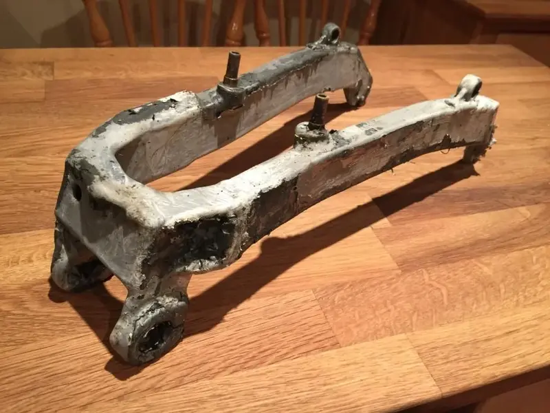 856_Swingarm.webp