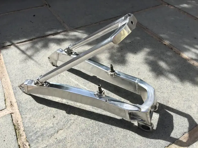 856_swingarm_polished.webp