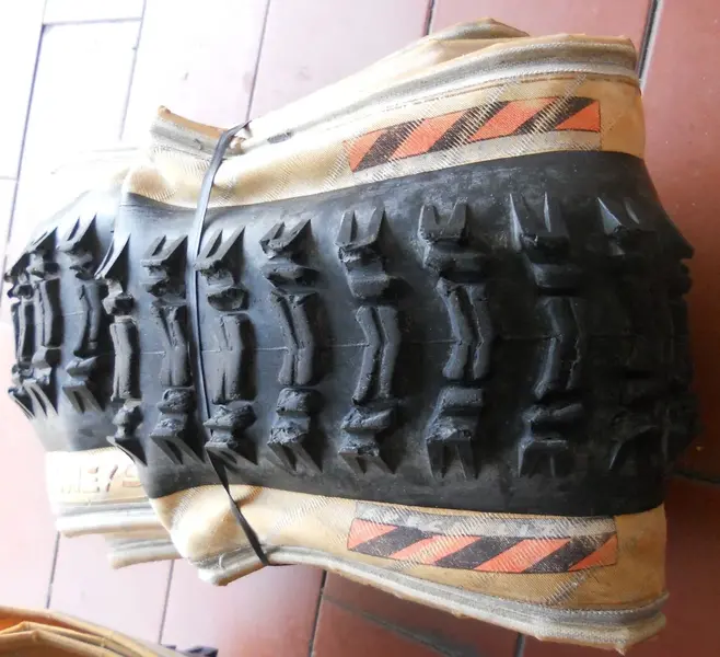 gomme Specialized19.webp