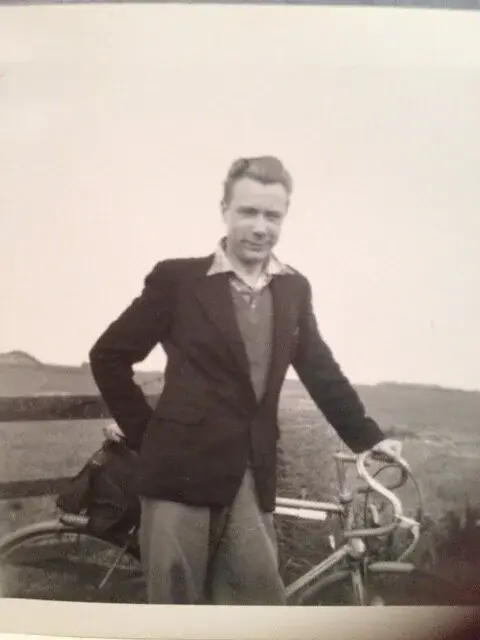 dadsbike2.webp