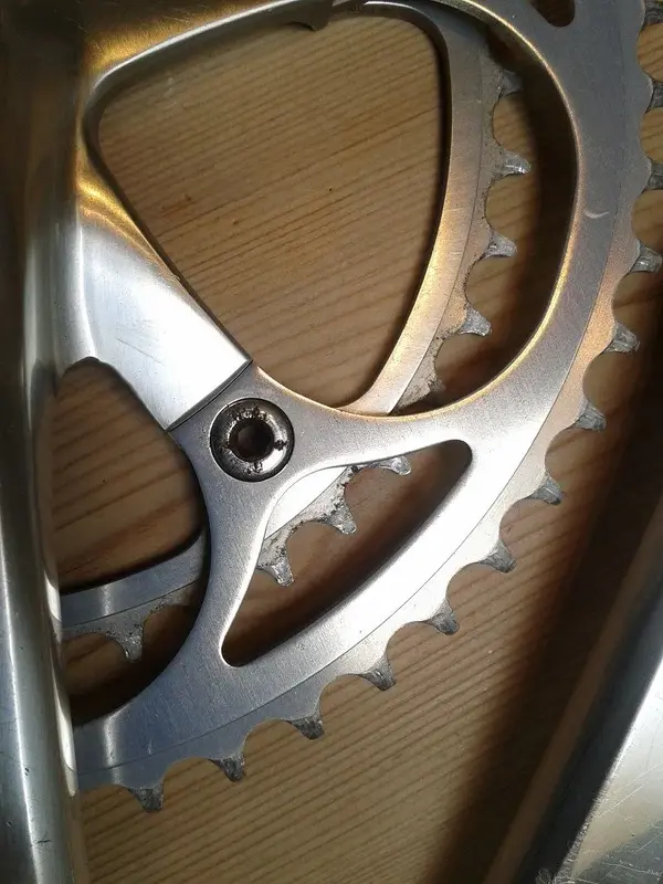 600 Chainset 2 RB.webp