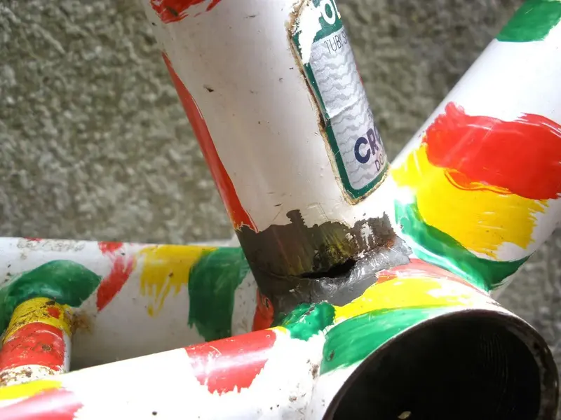 SEAT TUBE DAMAGE 1.webp